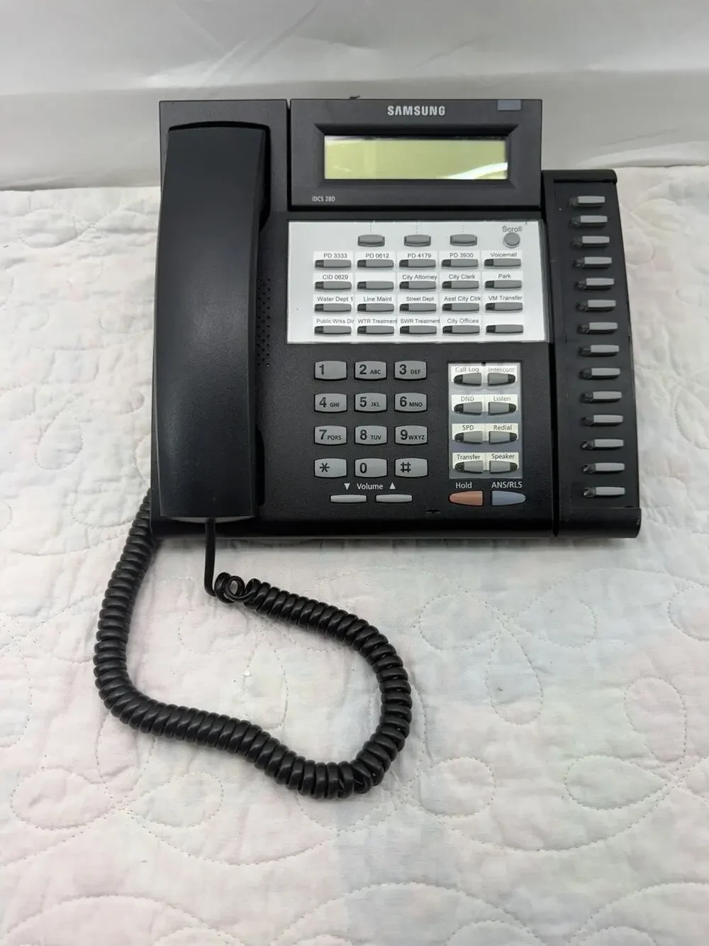 Samsung iDCS 28D Phone Falcon with Stand and iDCS KDBF Speaker Phone Module-Work